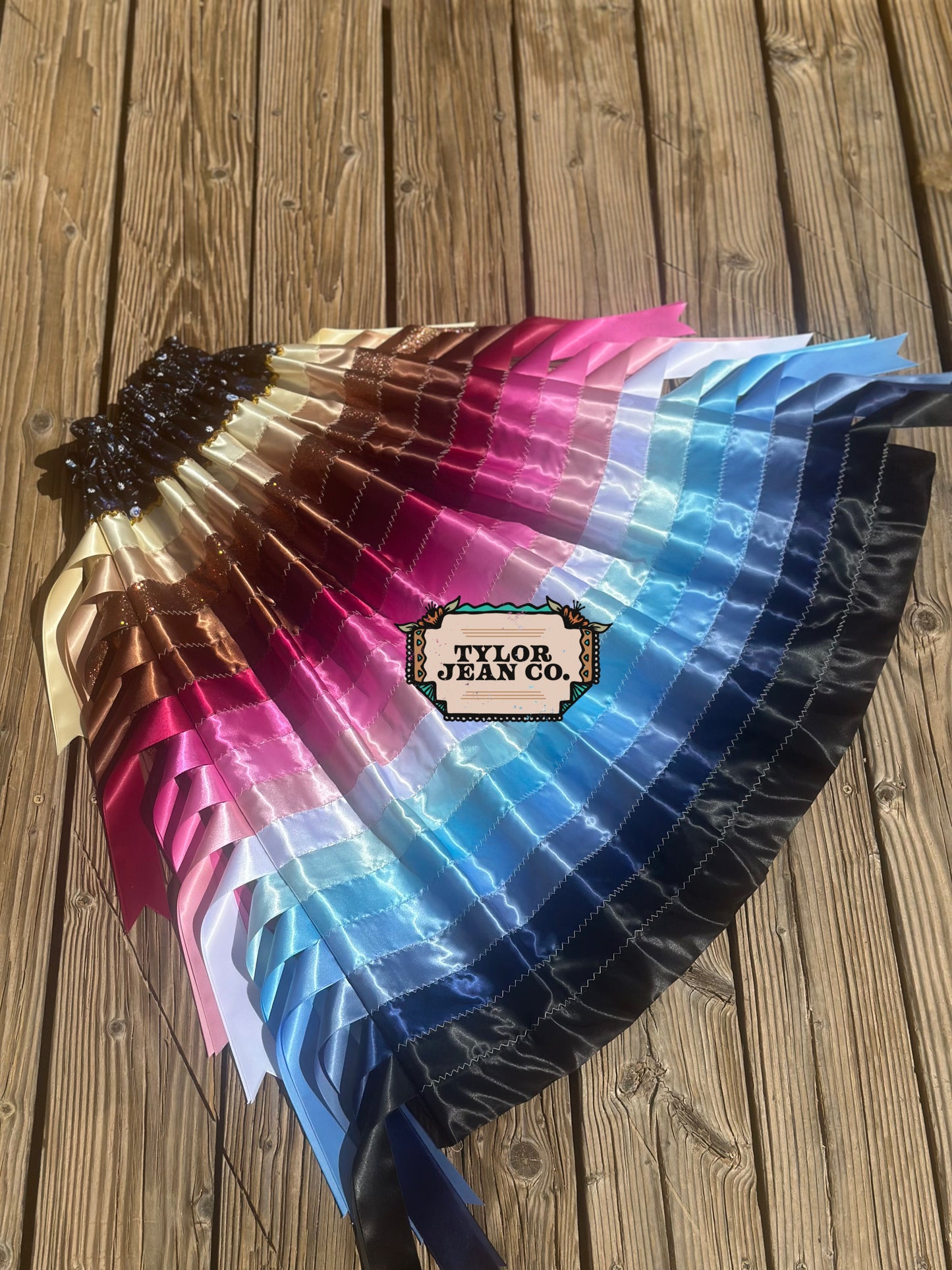 Stacked ribbons